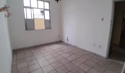 Apartamento 03 Quartos com Dependência ,Canela .