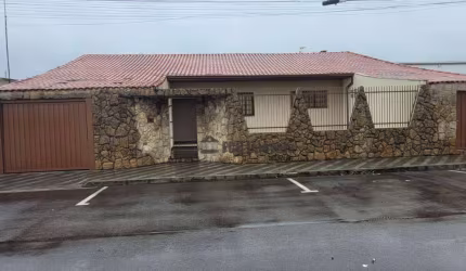 Casa com 3 dormitórios à venda, 231 m² por R$ 900.000,00 - Chácara Labronici - Boituva/SP