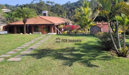 Chácara com 4 dormitórios à venda, 4617 m² por R$ 1.100.000,00 - Chácara dos Pinhais - Boituva/SP