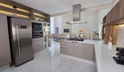 Casa com 5 dormitórios à venda, 335 m² por R$ 1.950.000,00 - Reserva Campos de Boituva - Boituva/SP