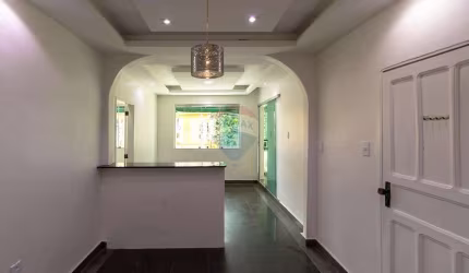 Casa na Ica Paraíba com 4 apartamentos em Adrianópolis, Manaus