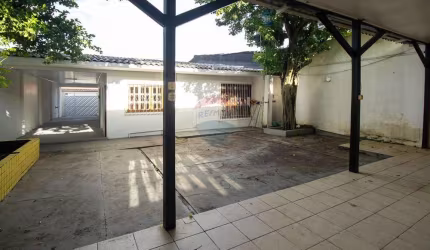 Linda Casa Renato Souza Pinto - Cidade nova 04 quartos sendo 02 suítes 165m²
