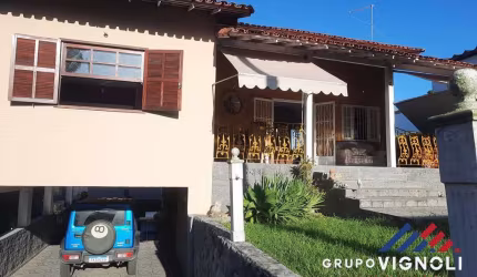 Casa para Venda em Saquarema, Porto da Roça II (Bacaxá), 2 dormitórios, 1 suíte, 2 banheiros, 3 vagas