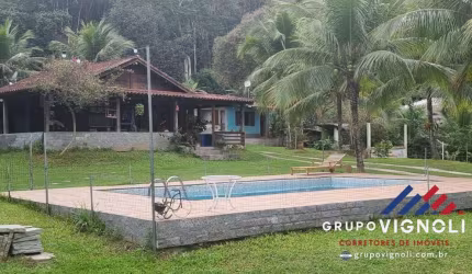 Sítio para Venda em Saquarema, Tinguí (Sampaio Correia), 6 dormitórios, 3 suítes, 5 banheiros, 10 vagas