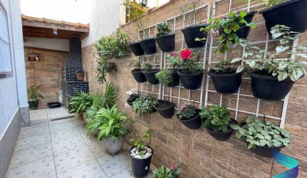 Sobrado com 2 dormitórios à venda, 90 m² por R$ 460.000,00 - Vila Guilhermina - Praia Grande/SP