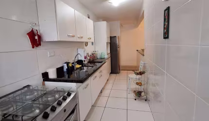 Apartamento com 2 dormitórios à venda, 74 m² por R$ 570.000,00 - Canto do Forte - Praia Grande/SP