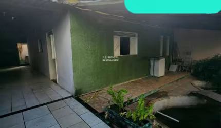 Casa com 4 quartos à venda no Planalto, Natal , 200 m2 por R$ 149.999