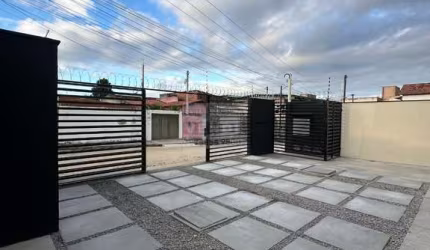 Casa em condomínio fechado com 2 quartos à venda no Nova Esperança, Parnamirim , 61 m2 por R$ 180.000