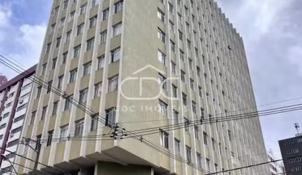 ÓTIMO APARTAMENTO CENTRAL