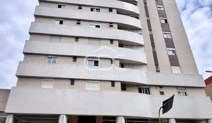 EXCELENTE APARTAMENTO CENTRAL - SEMIMOBILIADO