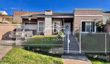 EXCELENTE SEMIMOBILIADO CASA NO ESTRELA