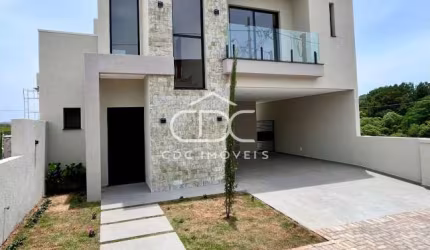 EXCELENTE CASA NO CONDOMÍNIO BOSQUE MISTRAL
