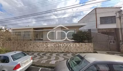 EXCELENTE CASA CENTRAL - COMERCIAL E RESIDENCIAL