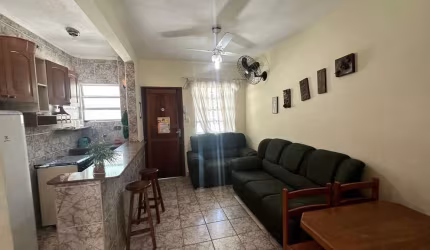 Apartamento à Venda em Vila Guilhermina, Praia Grande - SP.