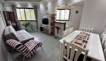 Apartamento à Venda  com 1 Dormitório na Vila Guilhermina, Praia Grande - SP