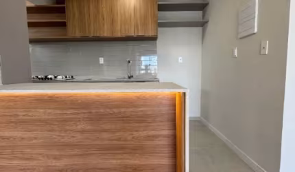 Apartamento Reformado à Venda – 3 Quartos