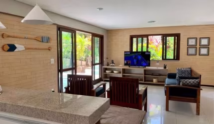 CASA EM CONDOMÍNIO - 4 QUARTOS COM 3 SUÍTES - PRAIA DO FORTE