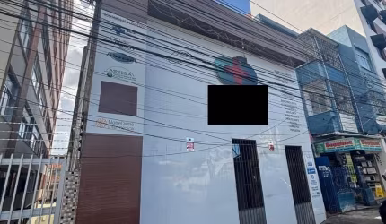 Oportunidade de prédio comercial no Campo da Pólvora