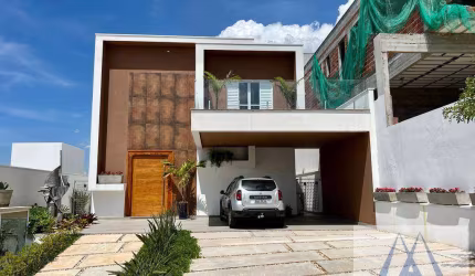 SOBRADO EM CONDOMINIO FECHADO - 4 SUÍTES - GRANJA ANITA