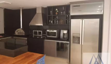 Apartamento com 3 dormitórios, cobertura