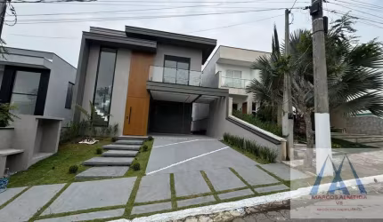 SOBRADO COM 3 SUÍTES EM CONDOMINIO FECHADO
