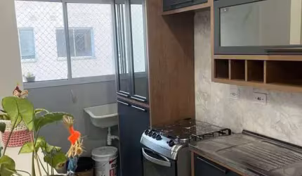 Apartamento com 3 dormitórios em Cezar de Souza