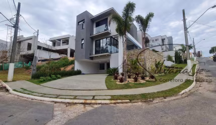 SOBRADO PARA VENDA NO CONDOMINIO MOSAICO DA SERRA  COM 300m² E 4 SÚITES/ MOGI DAS CRUZES SP
