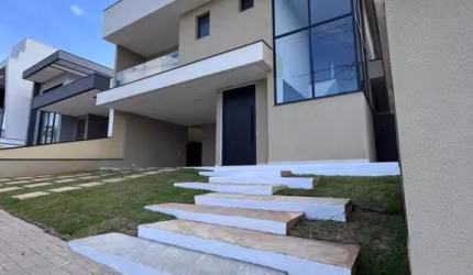 SOBRADO Á VENDA NO CONDOMINIO MOSAICO ESSENCE COM 275M² DE CONT E 300M² TERRENO, 4 DORMITORIOS / MOGI DAS CRUZES SP 