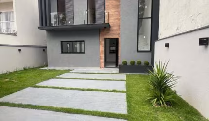 Sobrado para Venda em Mogi das Cruzes, Villa Di Cesar, 3 dormitórios, 1 suíte, 1 banheiro, 2 vagas