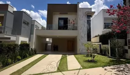 Casa de Condomínio à Venda no Fazenda Rodeio   3 Suítes, 210m²  R$ 2.550.000 / Mogi dasCruzes / SP