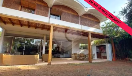 Casa com 6 quartos à venda em São Dimas - SP