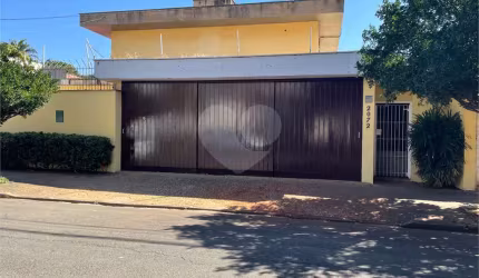 Casa com 4 quartos à venda em Centro - SP