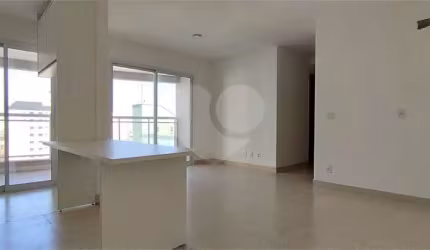 Apartamento com 3 quartos para locação em São Dimas - SP