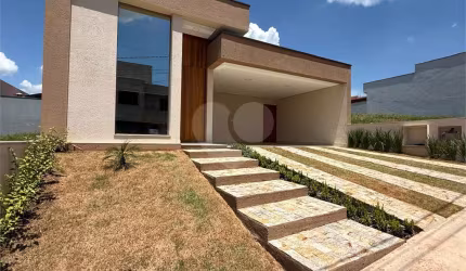 Condomínio com 3 quartos à venda em Jardim São Francisco - SP