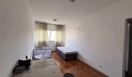 Apartamento com 1 quartos à venda em Centro - SP