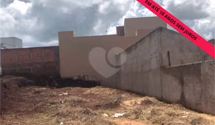 Terreno à venda em Residencial Alvorada - SP