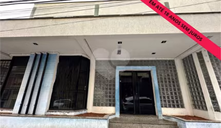 Prédio inteiro à venda ou para locação em Centro - SP
