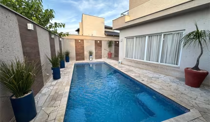 Casa com 3 quartos à venda ou para locação em Campestre - SP