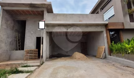 Condomínio com 3 quartos à venda em Taquaral - SP