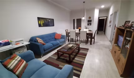 Casa com 3 quartos à venda em Centro - SP