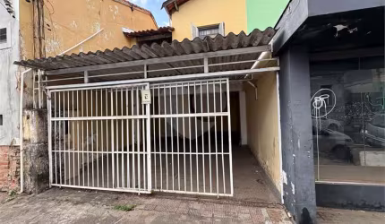 Casa com 3 quartos à venda em Centro - SP