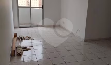 Apartamento com 3 quartos à venda em Jardim Caxambu - SP
