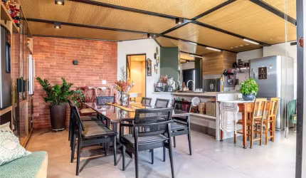 Triplex com 4 quartos à venda em Centro - SP