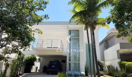 Casa à venda no condomínio Ville Sainte Helene - Campinas-SP