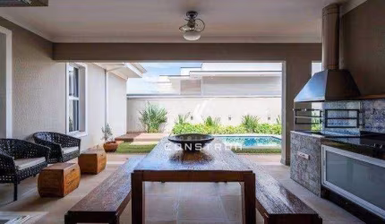 Casa a Venda no Condomínio Athenas em Paulínia.
