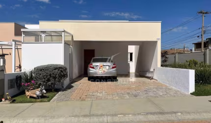 CASA Á VENDA EM PAULINIA-SP