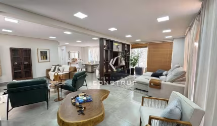 Casa à venda em condominio no bairro Gramado em Campinas-SP