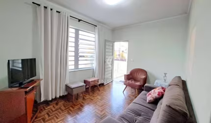Casa com 3 dormitórios à venda, 166 m² por R$ 830.000,00 - Vila Embaré - Valinhos/SP
