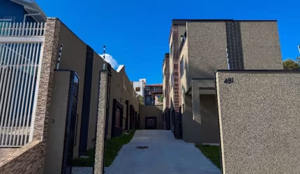 Sobrado dentro condominio