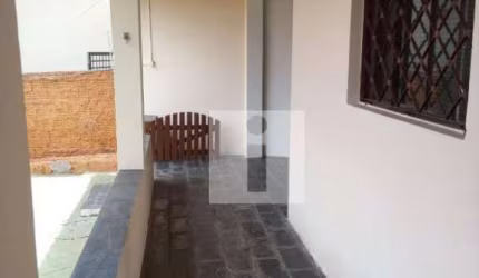 Casa com 2 quartos para alugar  - Jardim Conceição (Sousas) - Campinas/SP
